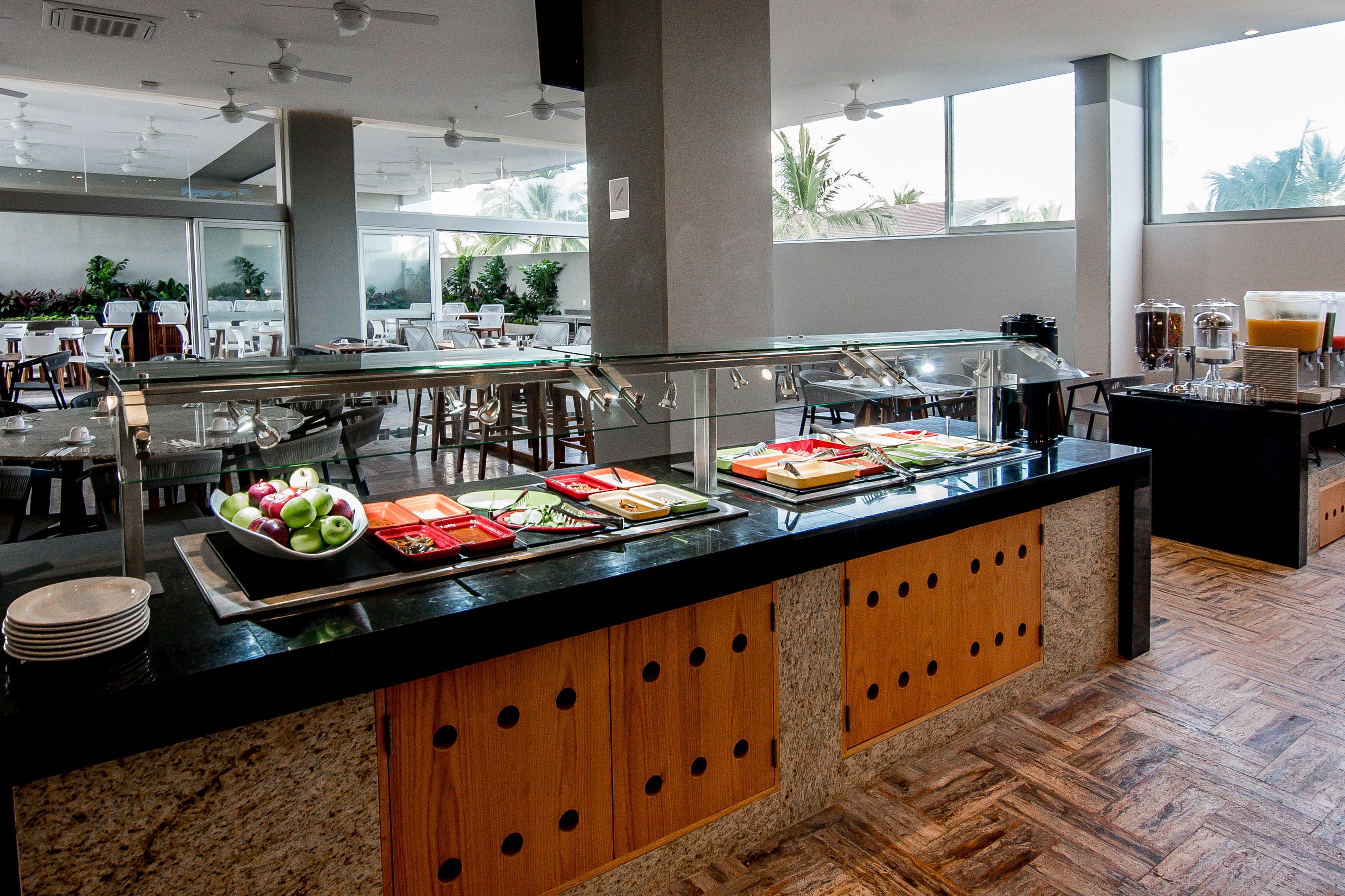 Hotel Mio Vallarta Unique & Different- Adults Only Puerto Vallarta Exteriör bild A buffet at a hotel