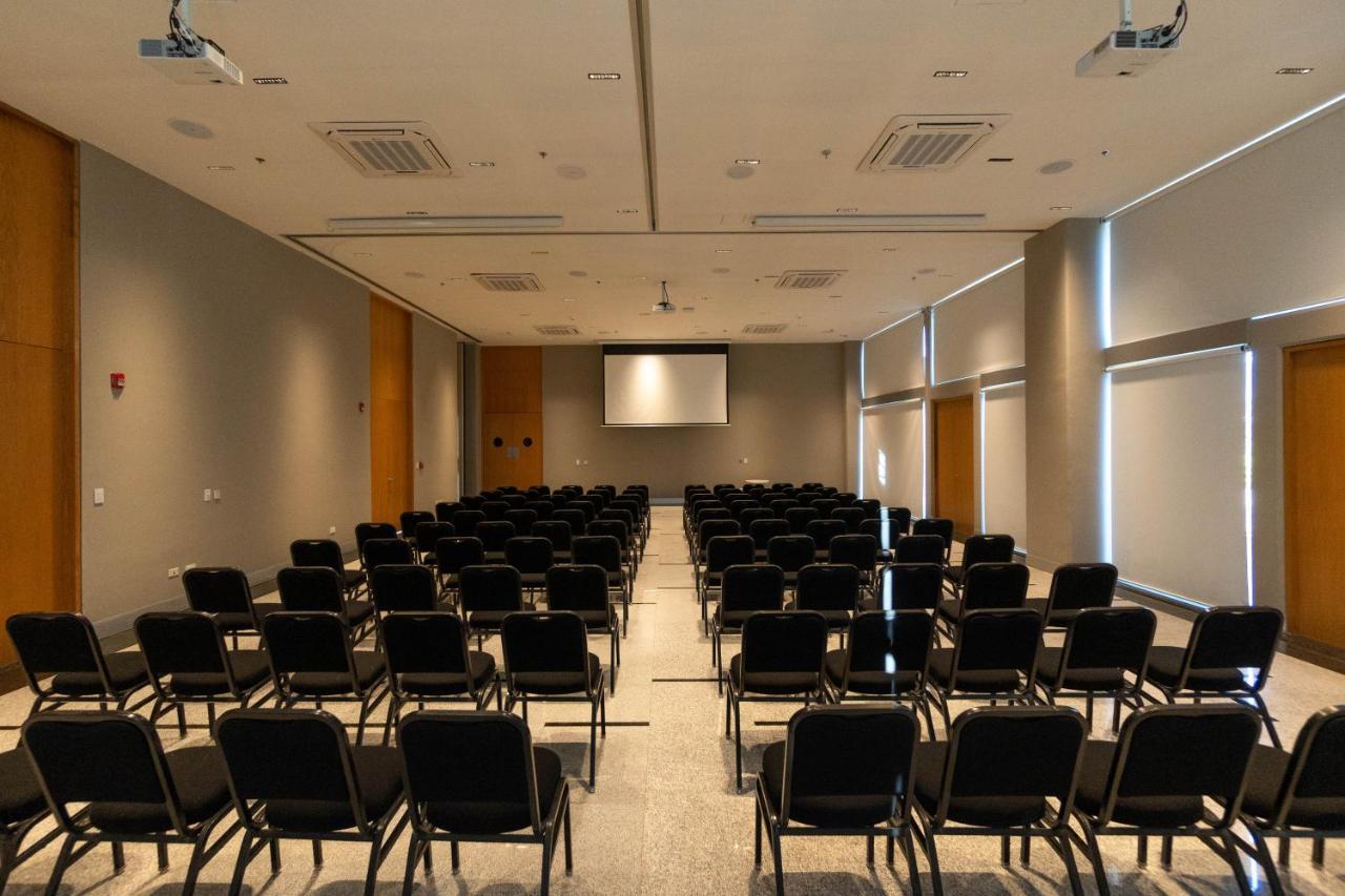 Hotel Mio Vallarta Unique & Different- Adults Only Puerto Vallarta Exteriör bild A typical conference room